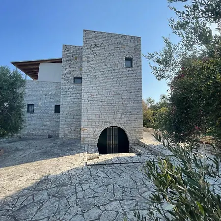 Hotel Stone House 4*